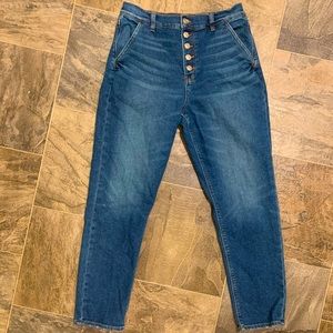 American Eagle Mom Jeans